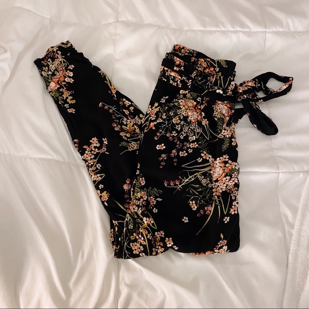 ☼ fashion nova pants - Picture 2 of 6